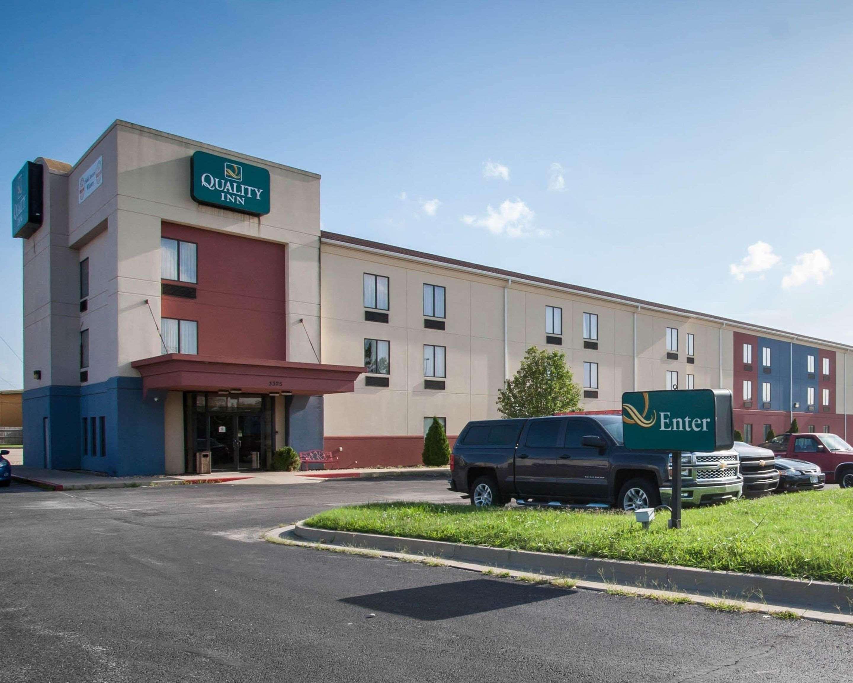 Quality Inn Joplin I-44 Экстерьер фото
