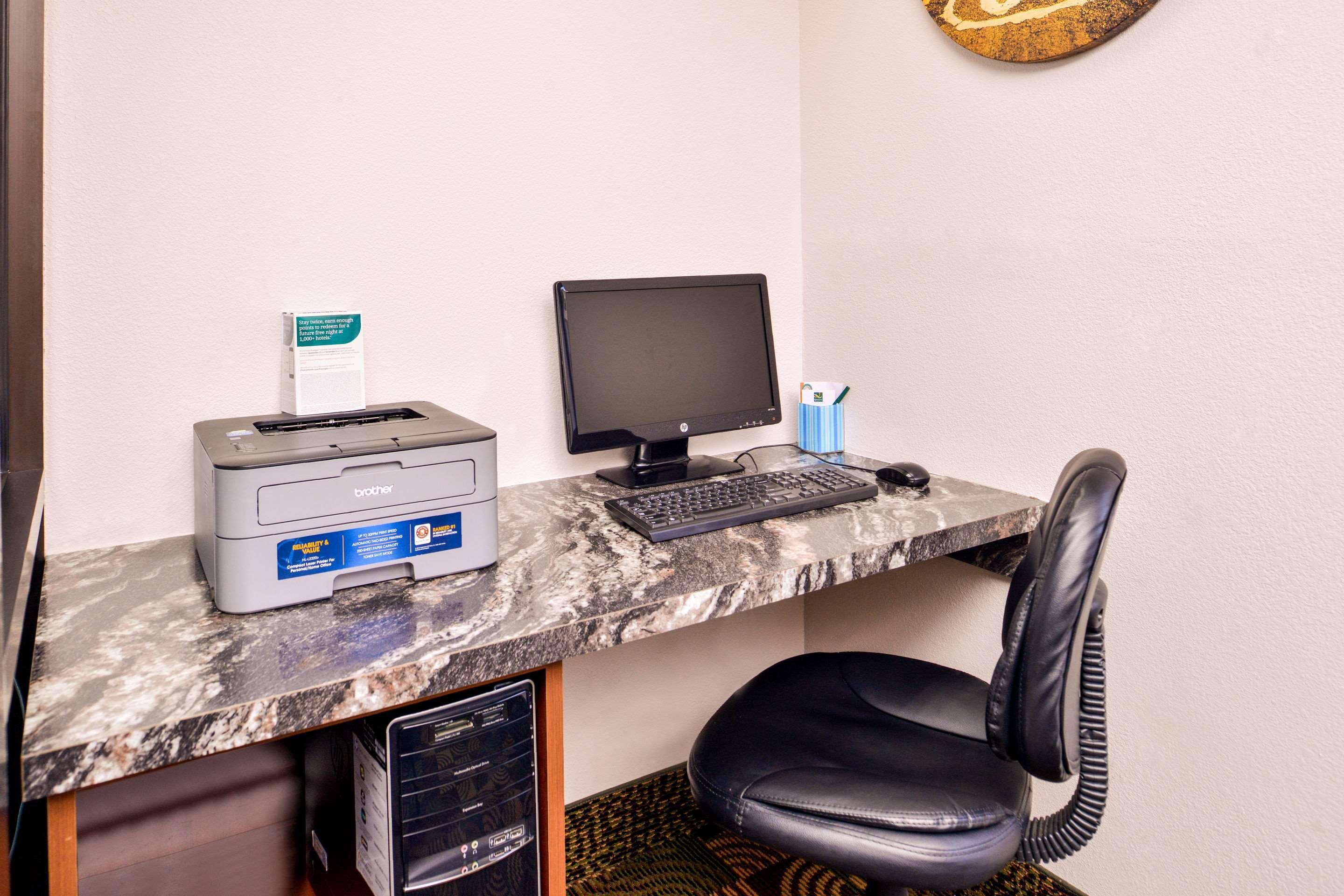 Quality Inn Joplin I-44 Экстерьер фото