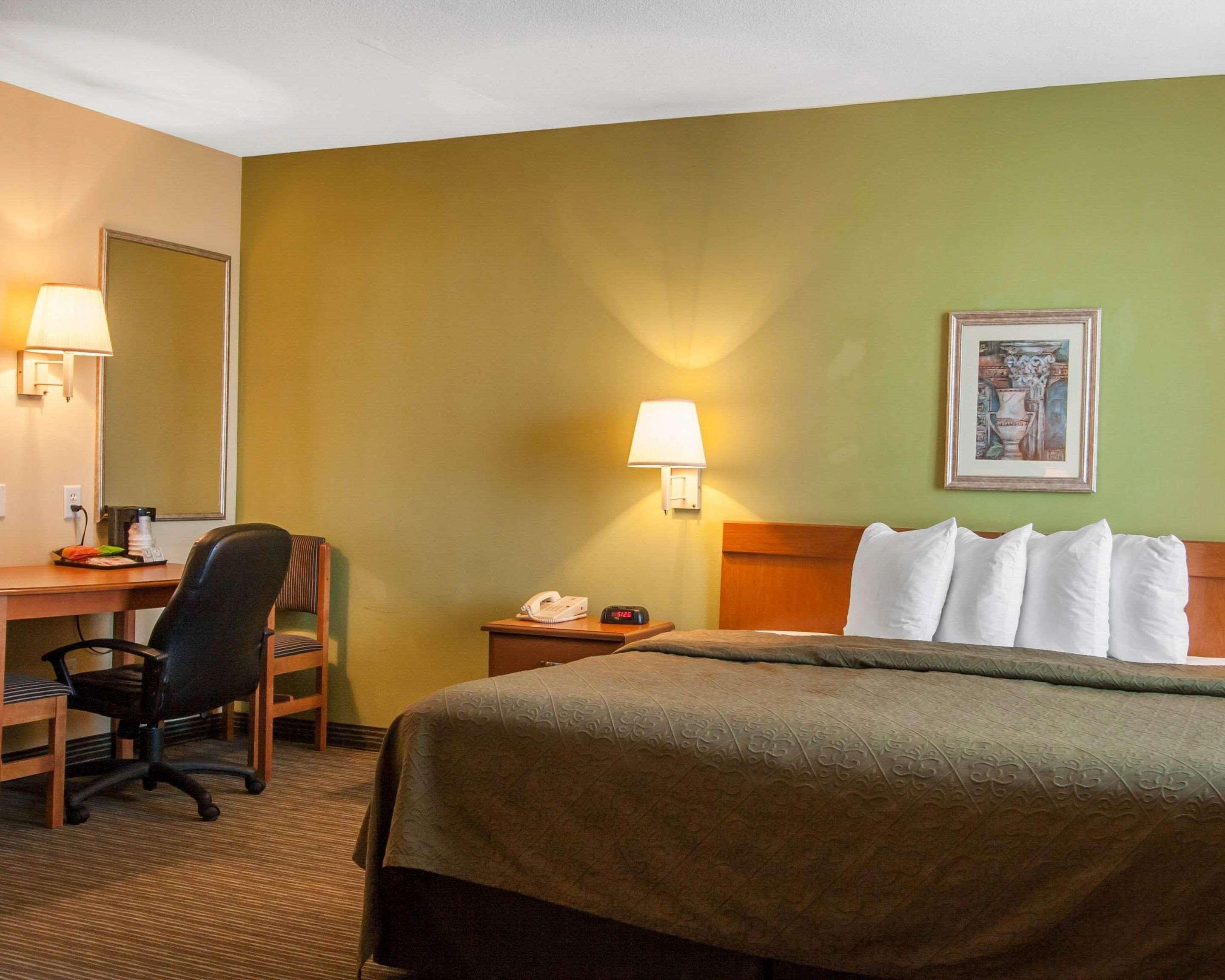 Quality Inn Joplin I-44 Экстерьер фото