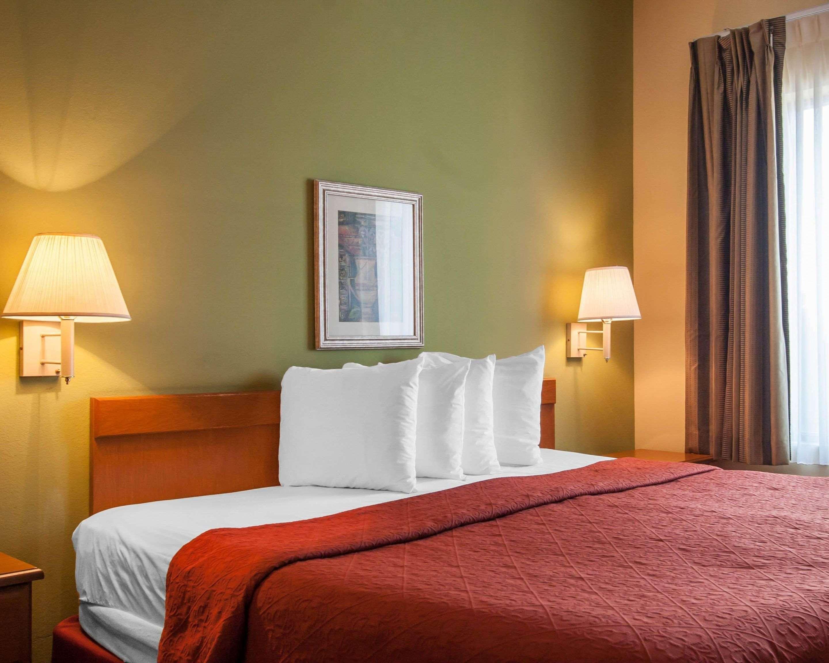 Quality Inn Joplin I-44 Экстерьер фото