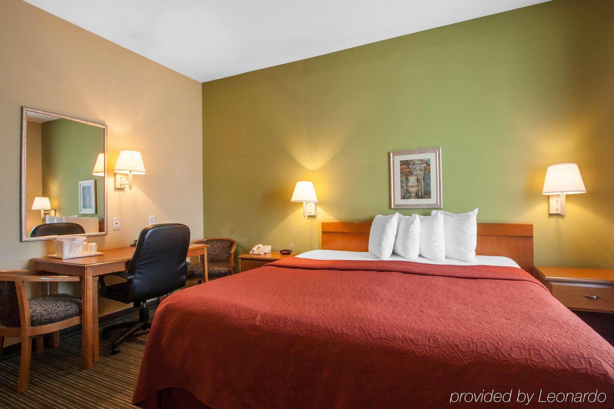 Quality Inn Joplin I-44 Экстерьер фото